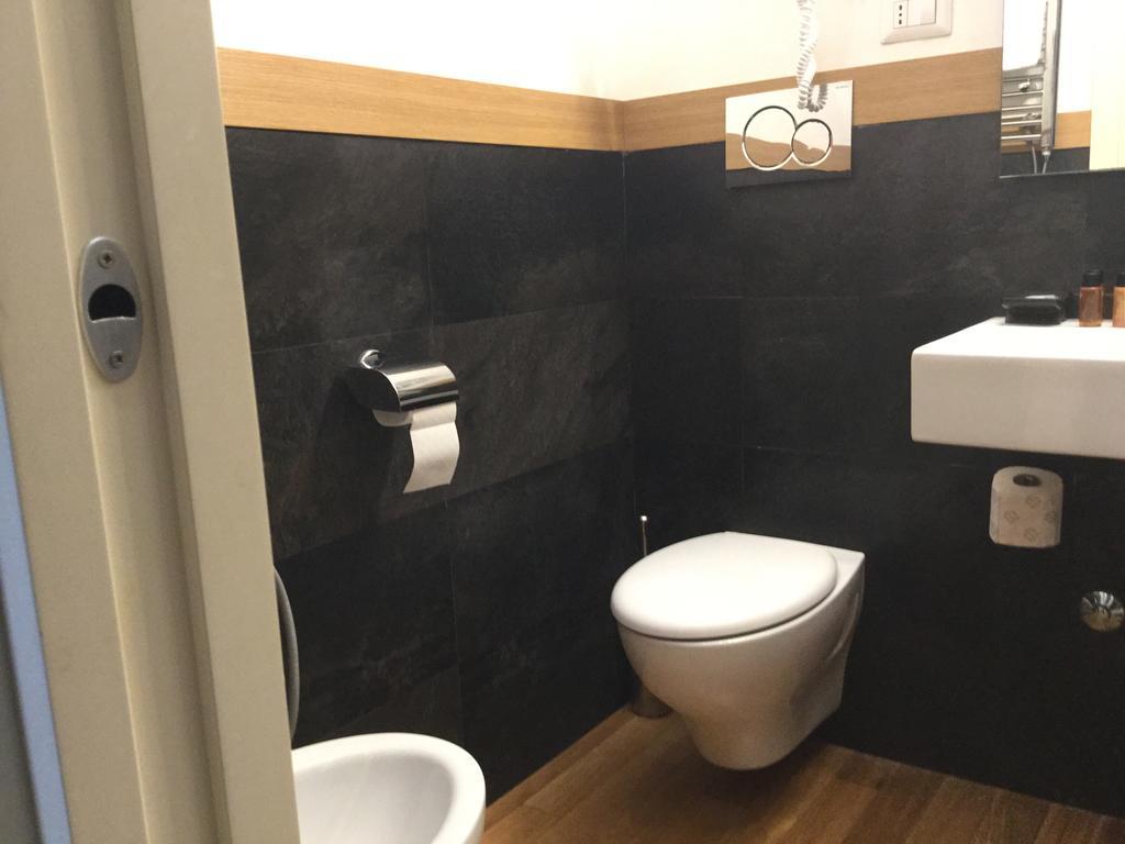 רומא Rhome Terminal Guest House מראה חיצוני תמונה