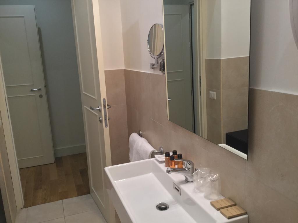 רומא Rhome Terminal Guest House מראה חיצוני תמונה