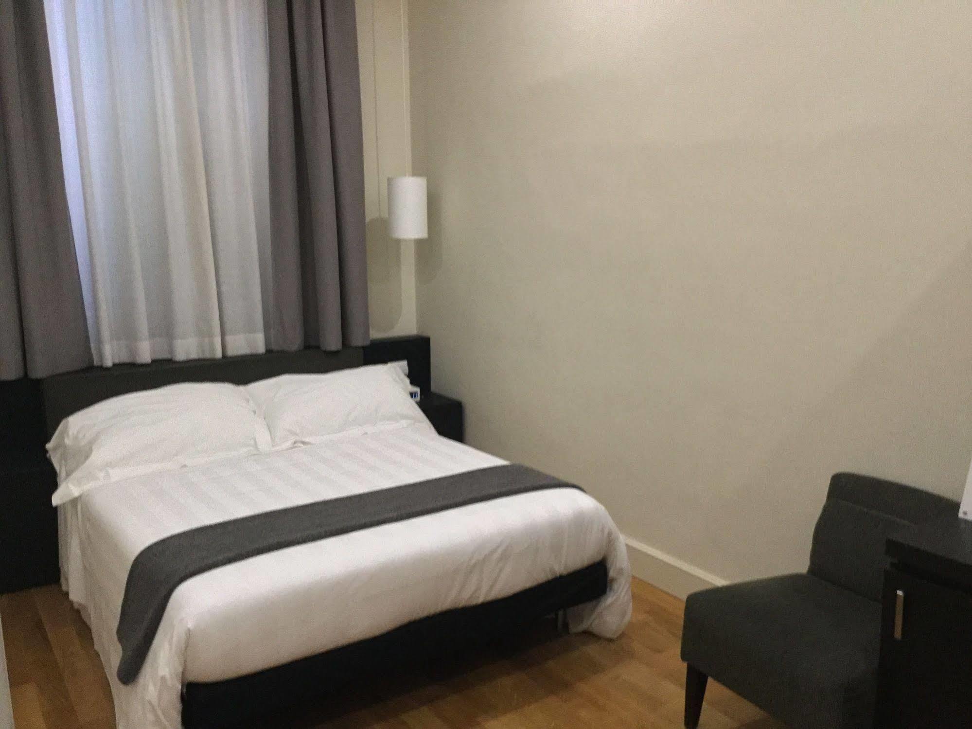 רומא Rhome Terminal Guest House מראה חיצוני תמונה