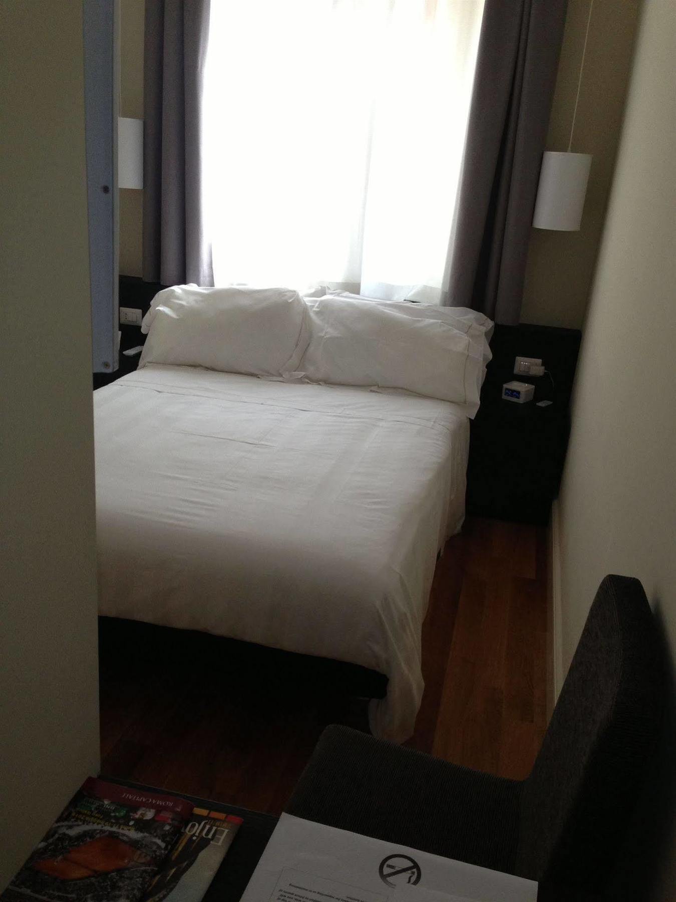 רומא Rhome Terminal Guest House מראה חיצוני תמונה